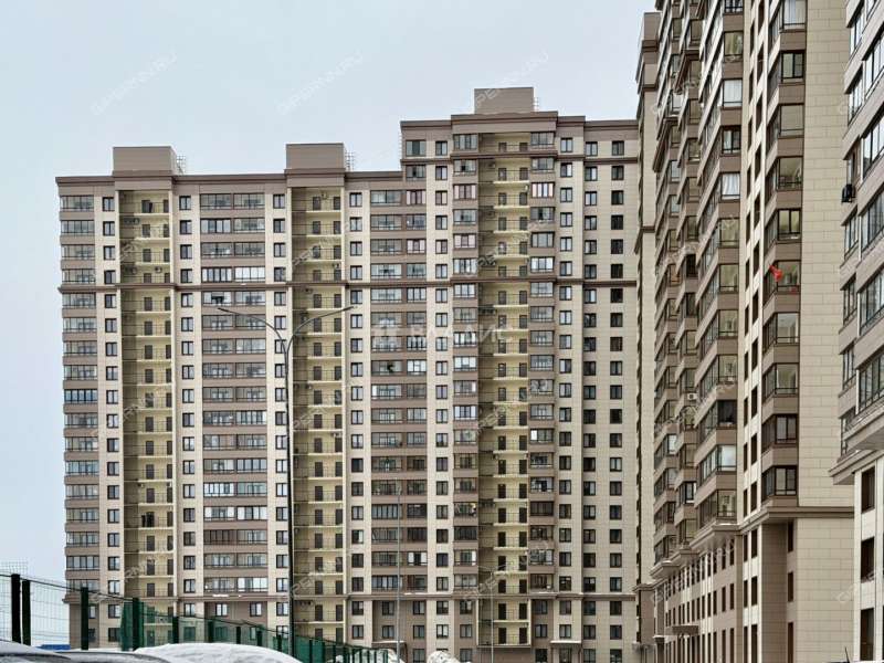 однокомнатная квартира на улице Июльских Дней дом 1 к2