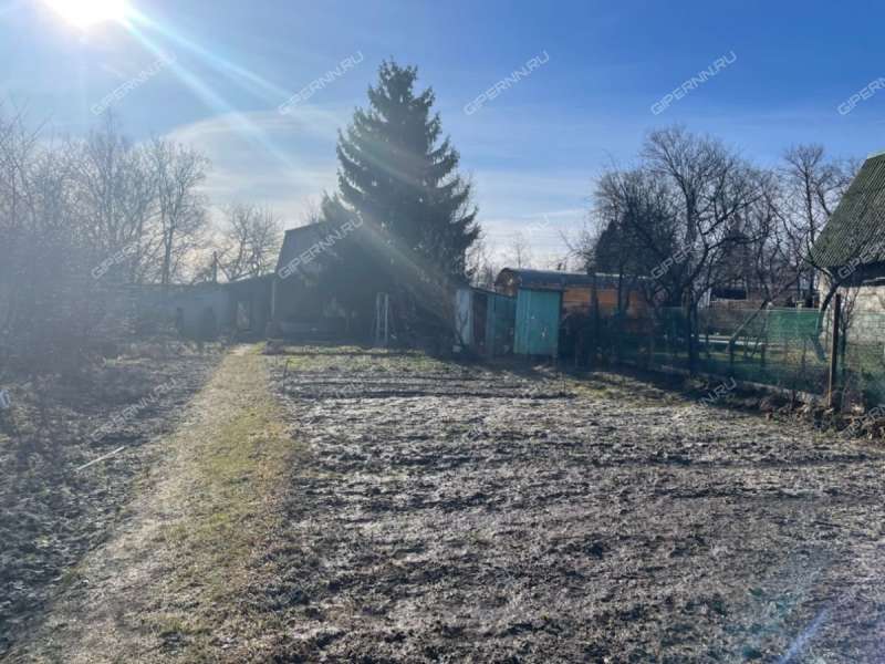 дом на улице Свободы село Работки