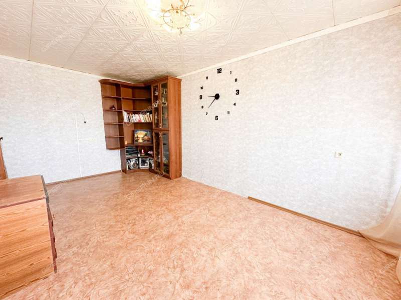 трёхкомнатная квартира в 2-м микрорайоне дом 30 город Бор