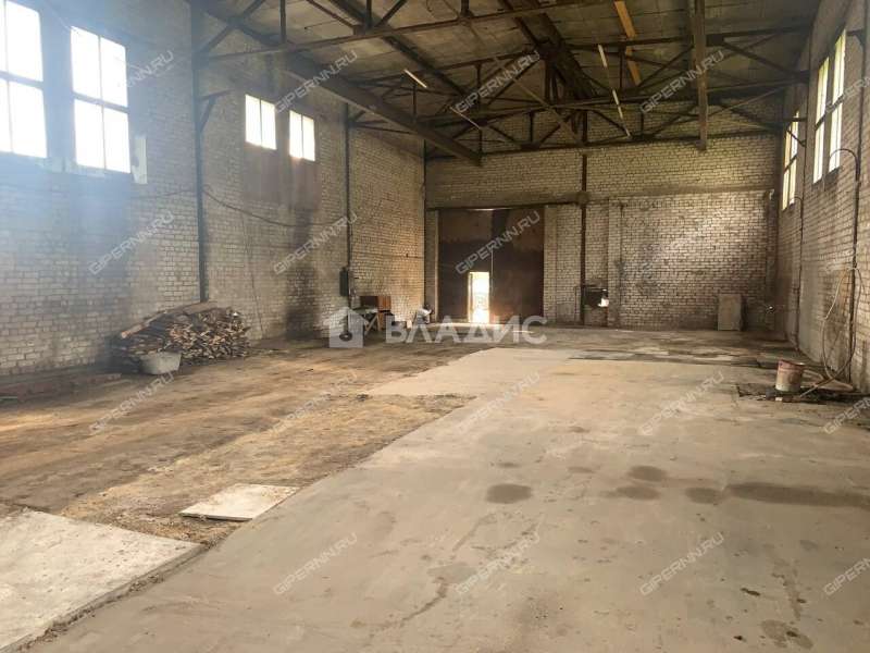 помещение под производственную площадь на улице Чернышевского город Семёнов