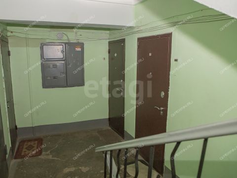 1-komnatnaya-ul-raduzhnaya-d-4a фото