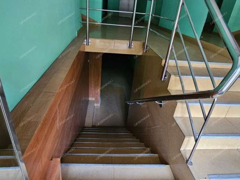 помещение под торговую площадь на Бекетова ул, д. 42/15