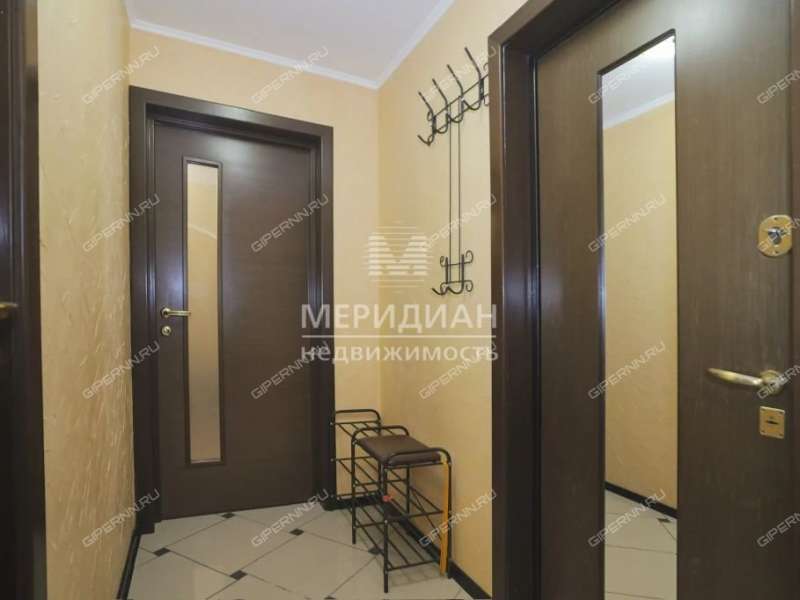 двухкомнатная квартира на улице Сергея Есенина дом 4Б