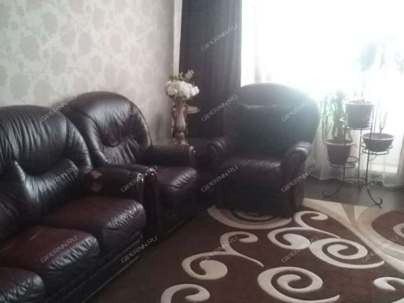 трёхкомнатная квартира на проспекте Ильича дом 43 к2