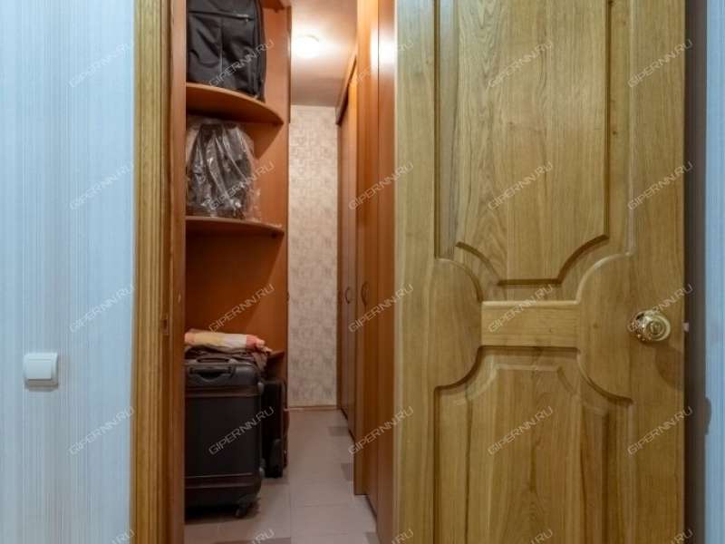 четырёхкомнатная квартира на Трудовой улице дом 8