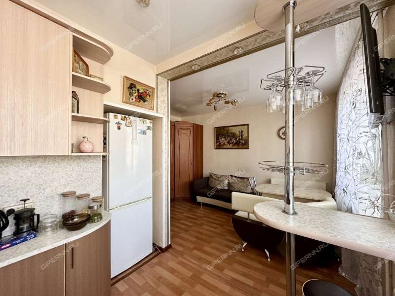 трёхкомнатная квартира на Театральной улице дом 10 город Кстово