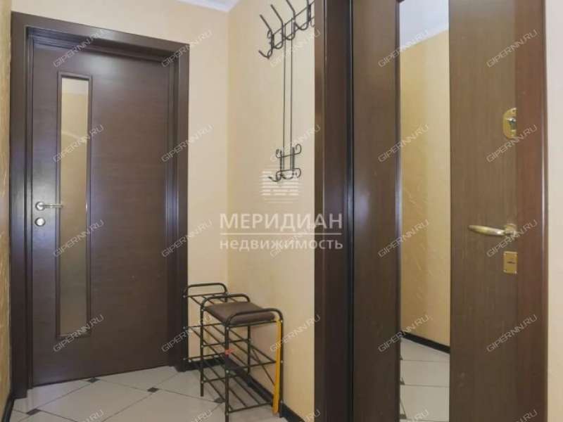 двухкомнатная квартира на улице Сергея Есенина дом 4Б