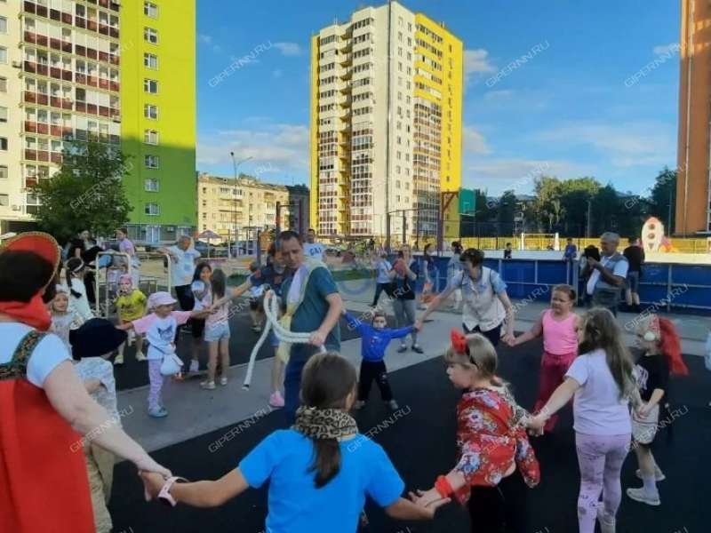 двухкомнатная квартира на улице Коммуны дом 33