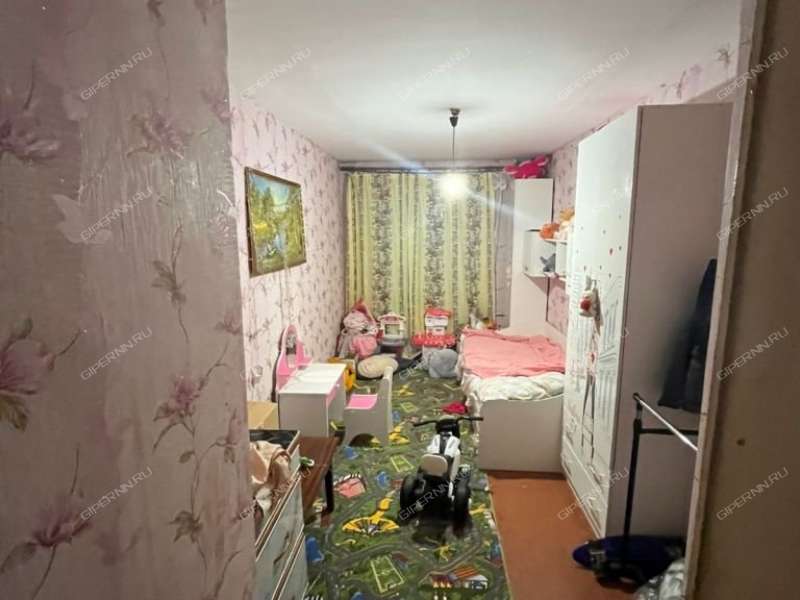 трёхкомнатная квартира на Молодёжной улице дом 9 село Зиняки