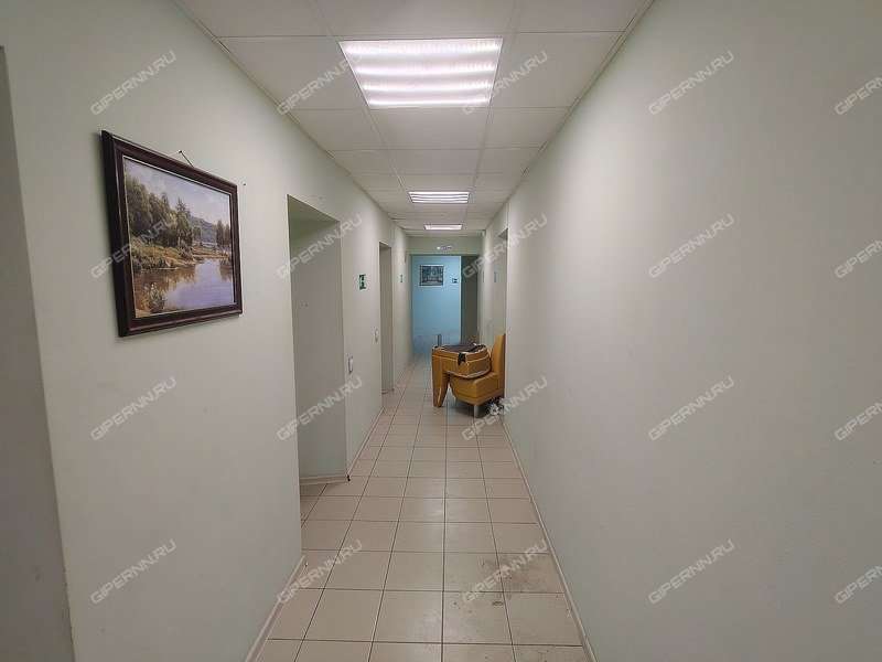 помещение под торговую площадь на Керченская ул,д. 14а