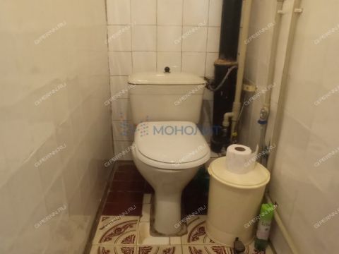 4-komnatnaya-ul-admirala-makarova-d-8-k1 фото