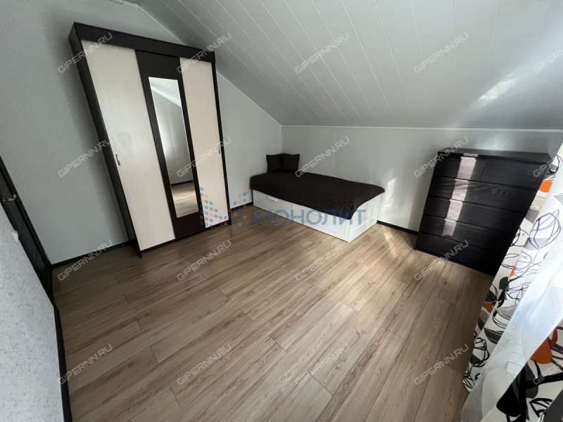 дом на улице Саврасова село Каменки