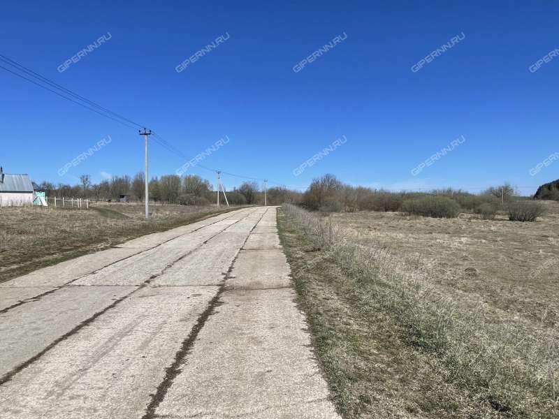 земельный участок 9,98 сотки Гаражная ул. деревня Инютино