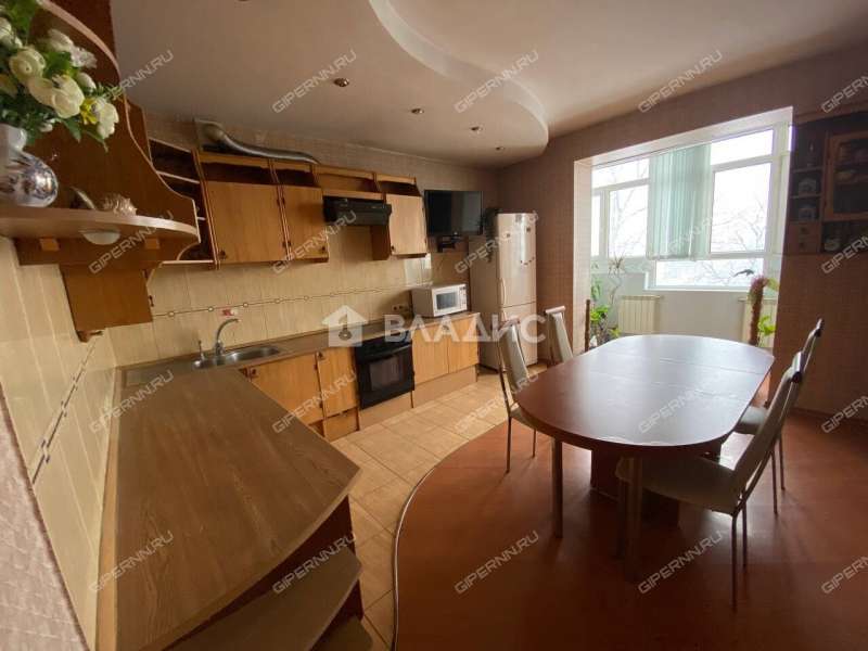 трёхкомнатная квартира на Казанском шоссе дом 16