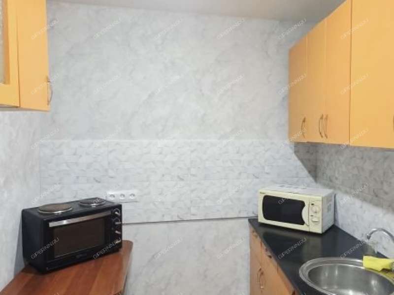 комната в доме 12 к1 на Мончегорской улице