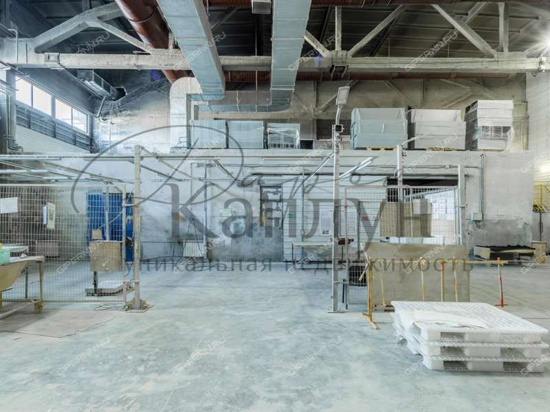 помещение под производственную площадь на Красноармейской улице город Дзержинск