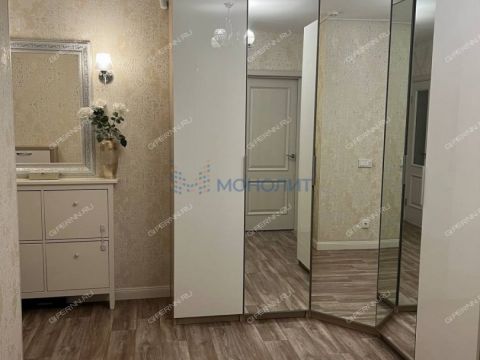 2-komnatnaya-nab-volzhskaya-d-15 фото