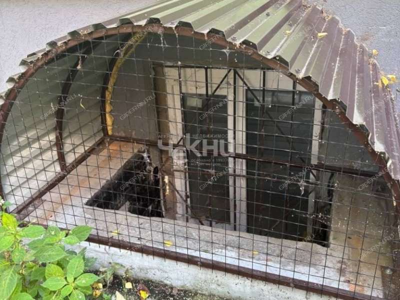 помещение под коммерческую недвижимость на Алексеевской улице