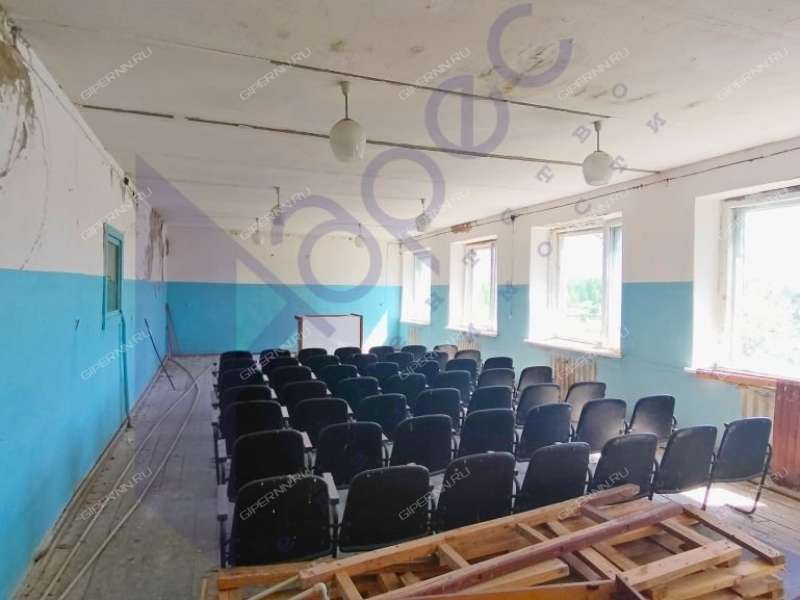 помещение под коммерческую недвижимость на Центральной улице деревня Берёзово