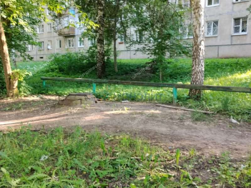 трёхкомнатная квартира на улице имени Генерала Ивлиева дом 34
