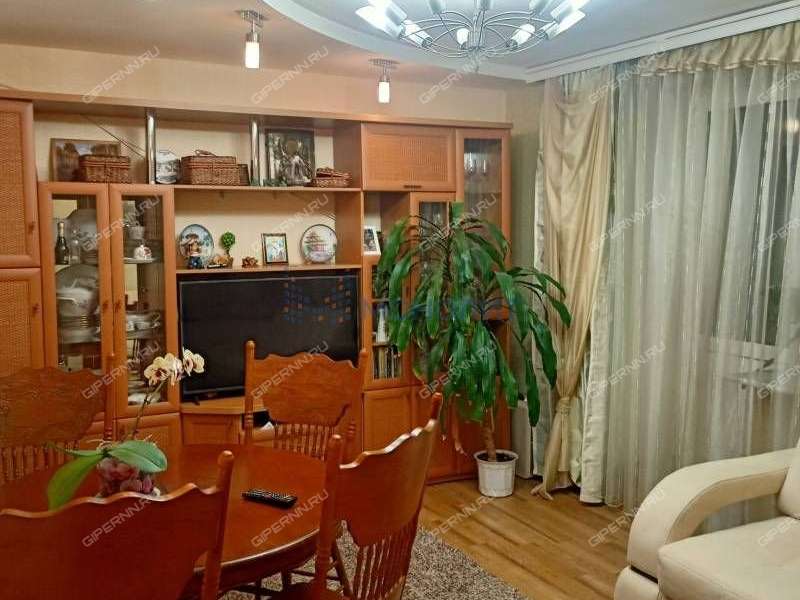 трёхкомнатная квартира на проспекте Свердлова дом 22/68 город Дзержинск