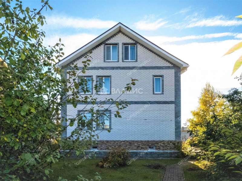 дом на улице Академика Вавилова