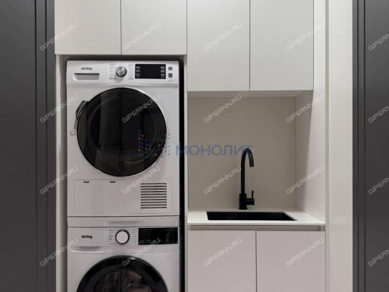 четырёхкомнатная квартира на Сенной площади дом 1