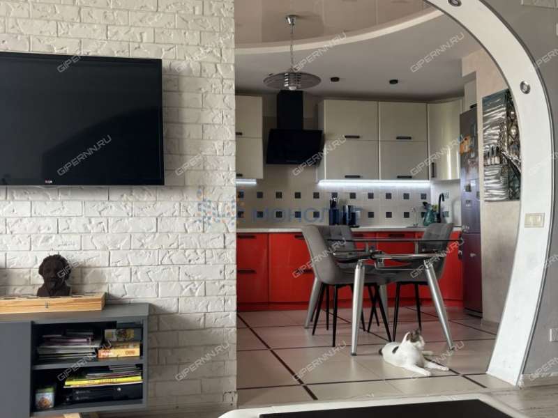 трёхкомнатная квартира на улице Академика Сахарова дом 109 к1