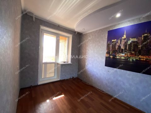 3-komnatnaya-ul-tropinina-d-6 фото