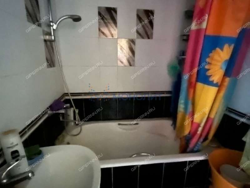 трёхкомнатная квартира на улице Островского дом 5