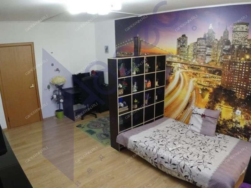 трёхкомнатная квартира на улице Родионова дом 165 к3