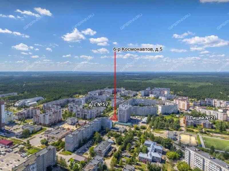 здание под офис, торговую площадь на бульваре Космонавтов город Дзержинск