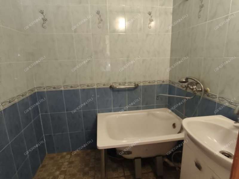 однокомнатная квартира на Мончегорской улице дом 19/3