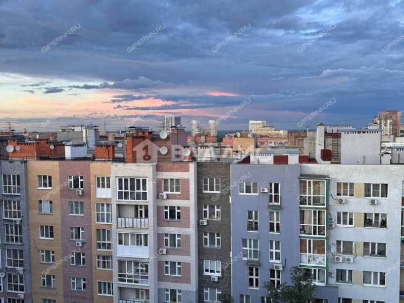 четырёхкомнатная квартира на улице Дунаева дом 8