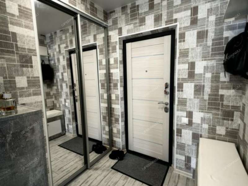 однокомнатная квартира на улице Июльских Дней дом 9