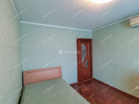 2-komnatnaya-ul-germana-lopatina-d-6 фото