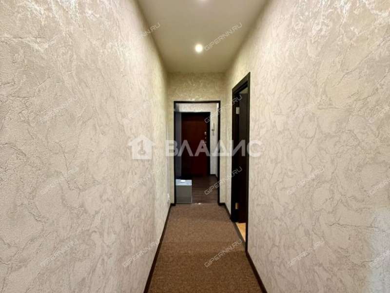 трёхкомнатная квартира на улице Федосеенко дом 79