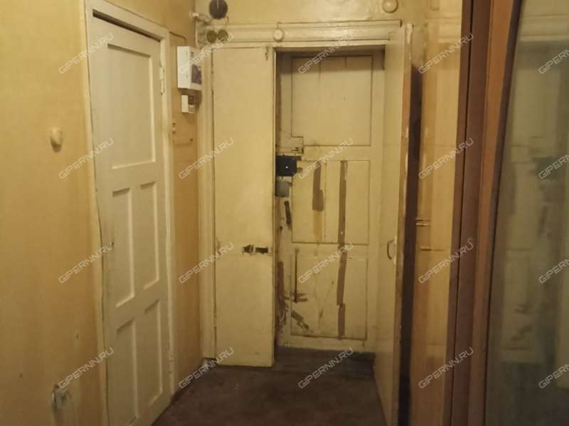 трёхкомнатная квартира на улице Невзоровых дом 31