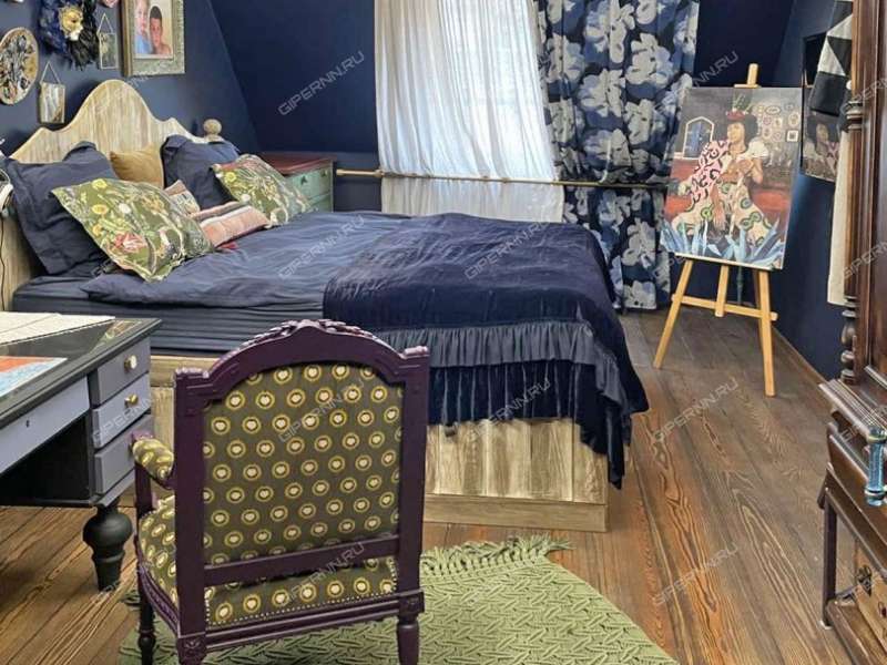 четырёхкомнатная квартира на улице Воровского дом 24