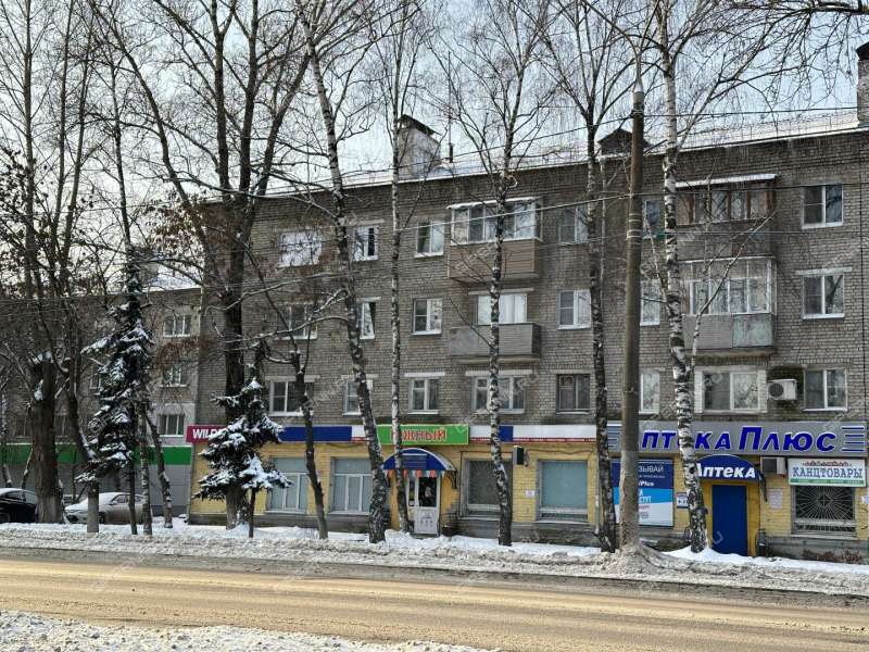 помещение под торговую площадь на улице Героя Рябцева