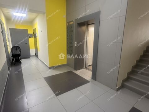 2-komnatnaya-prosp-gagarina-d-36-k4 фото