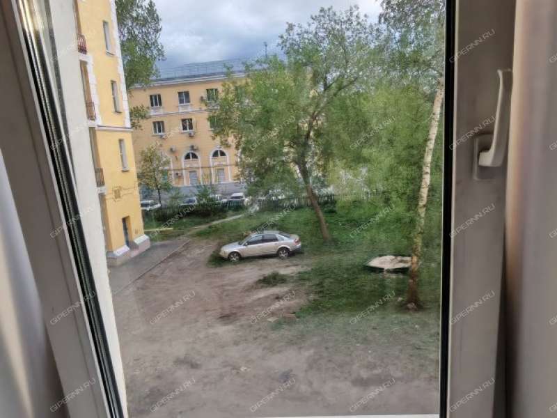 трёхкомнатная квартира на Московском шоссе дом 81