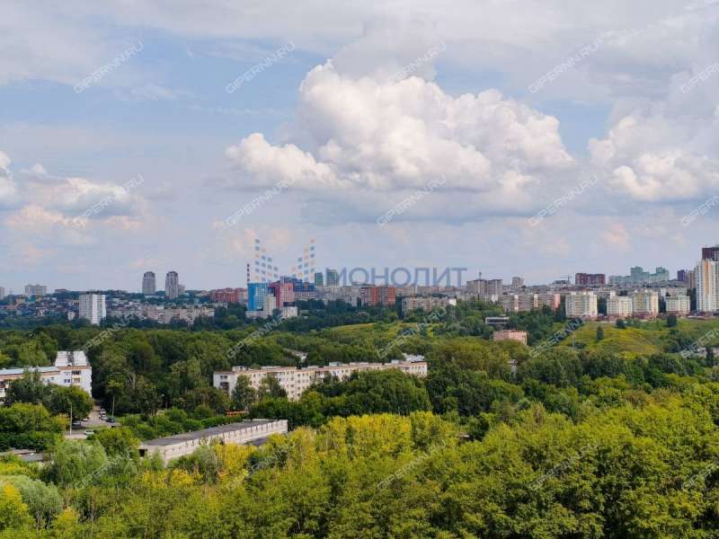 трёхкомнатная квартира на бульваре 60-летия Октября дом 25 к3