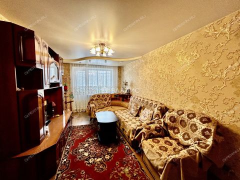 3-komnatnaya-b-r-zarechnyy-d-9 фото