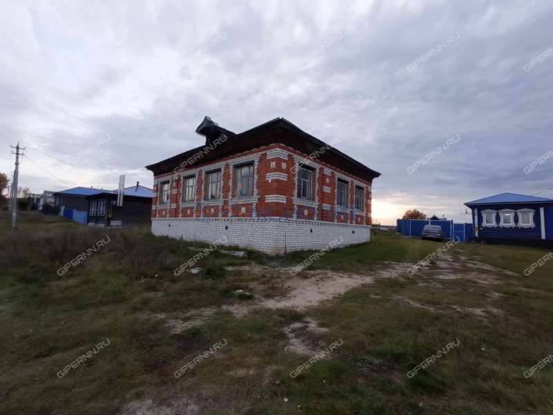 дом на Восточной улице село Лесуново