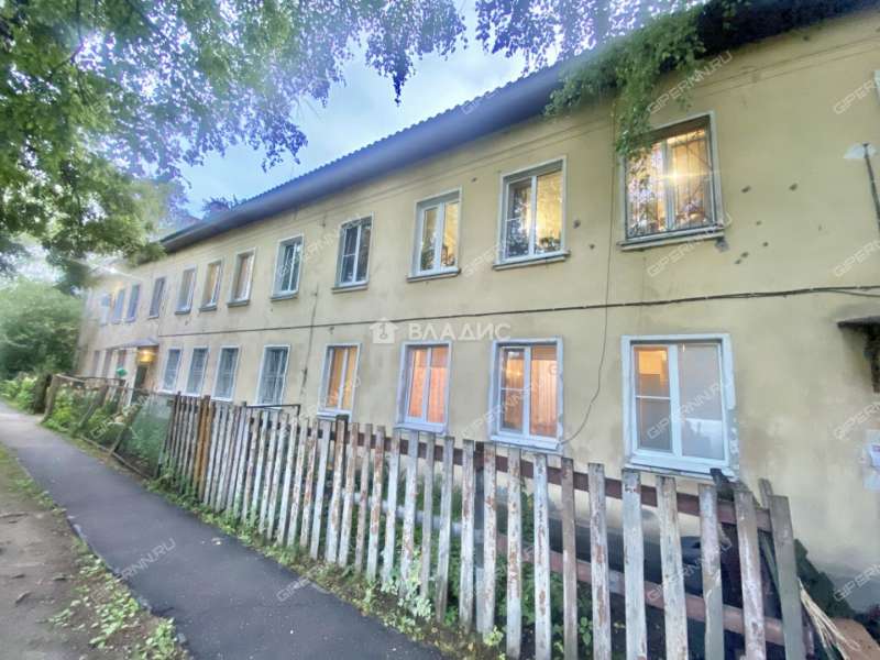 двухкомнатная квартира на улице Народная Стройка дом 4