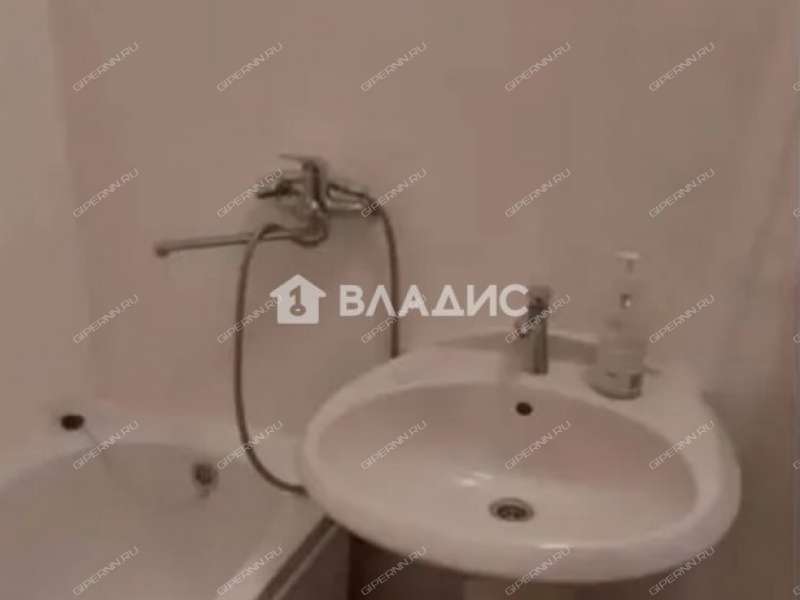 однокомнатная квартира на улице Тургенева дом 104 город Бор