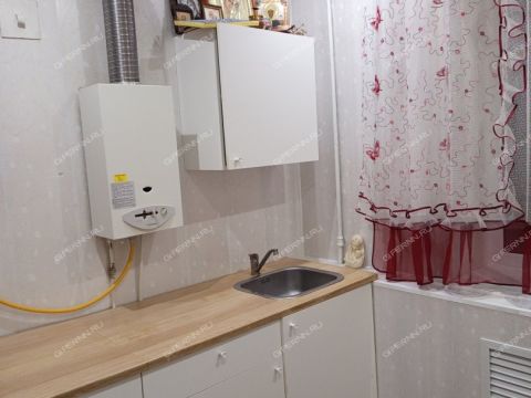 2-komnatnaya-b-r-zarechnyy-d-7v фото