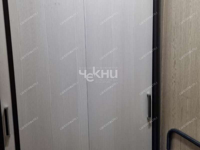 однокомнатная квартира на улице Героев Космоса дом 6