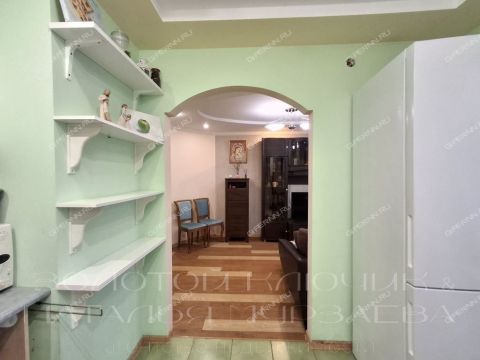 5-komnatnaya-ul-marshala-kazakova-d-6a фото